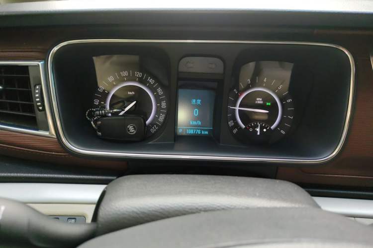 Used Buick GL8 2018 28T Luxury Model China VI Standard Instrument Cluster