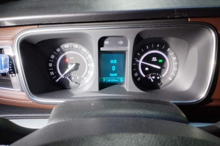 Used Buick GL8 2018 28T Comfort Model China VI Standard Instrument Cluster