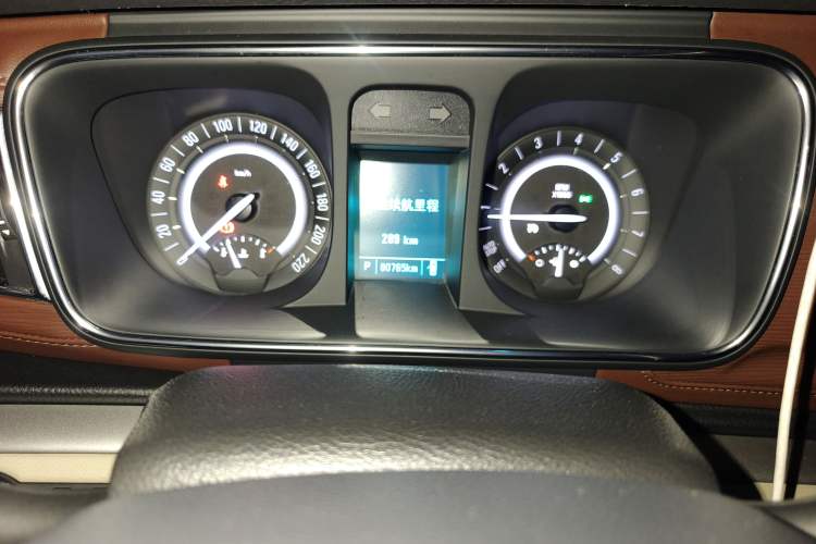 Used Buick GL8 2018 28T Luxury Model China VI Standard Instrument Cluster