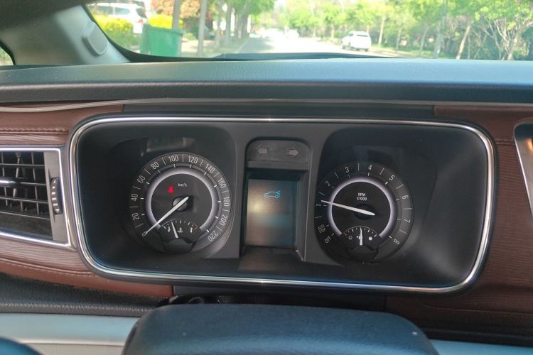 Used Buick GL8 2018 28T Comfort Model China VI Standard Instrument Cluster