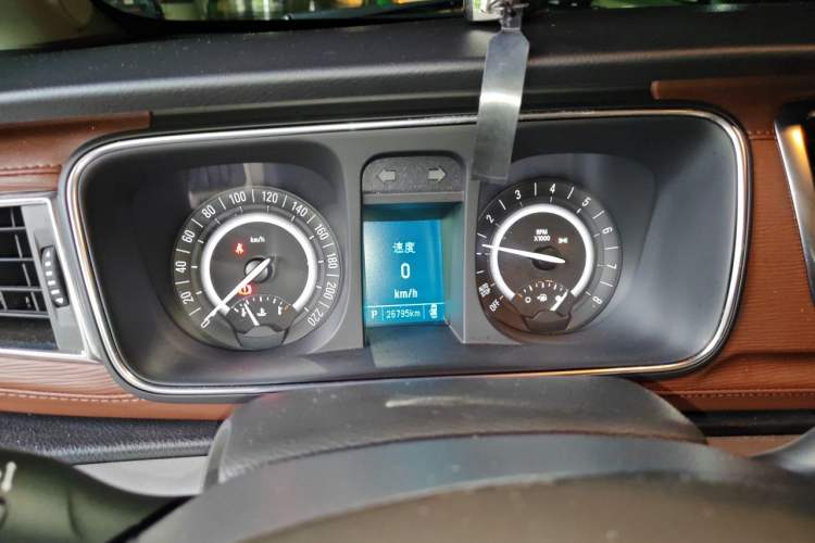 Used Buick GL8 2018 28T Prestige Version China VI Standard Instrument Cluster