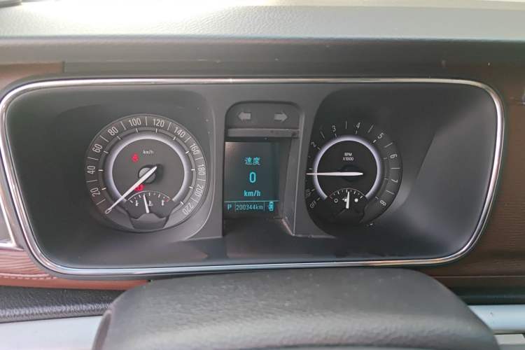 Used Buick GL8 2018 28T Luxury Model China VI Standard Instrument Cluster