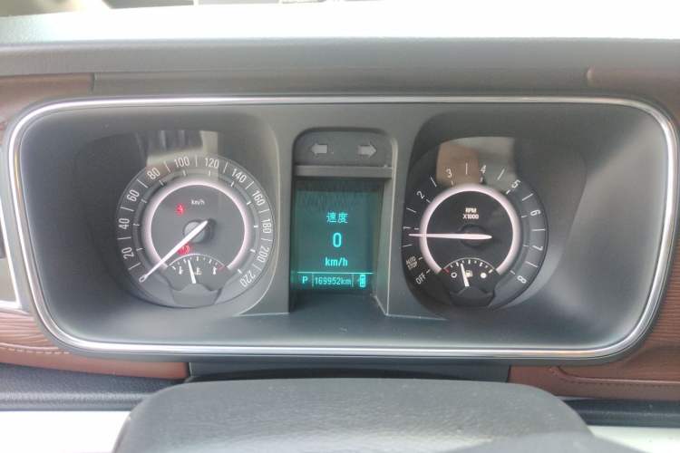 Used Buick GL8 2018 28T Luxury Model China VI Standard Instrument Cluster