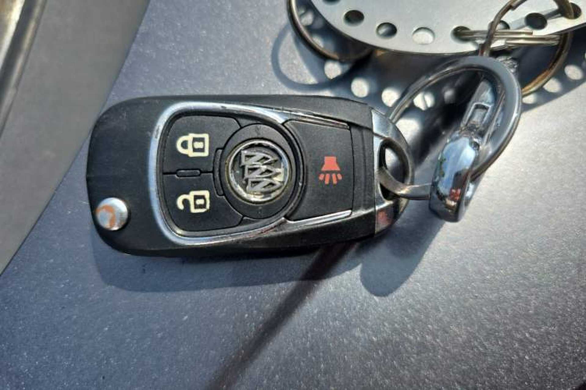 Used Buick GL8 2018 28T Comfort Model China VI Standard Interior 1