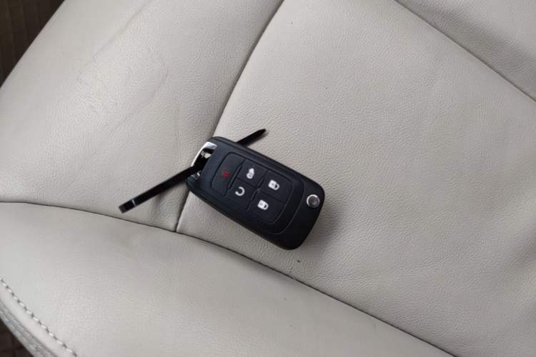 Used Buick GL8 2018 28T Prestige Version China VI Standard Interior 1