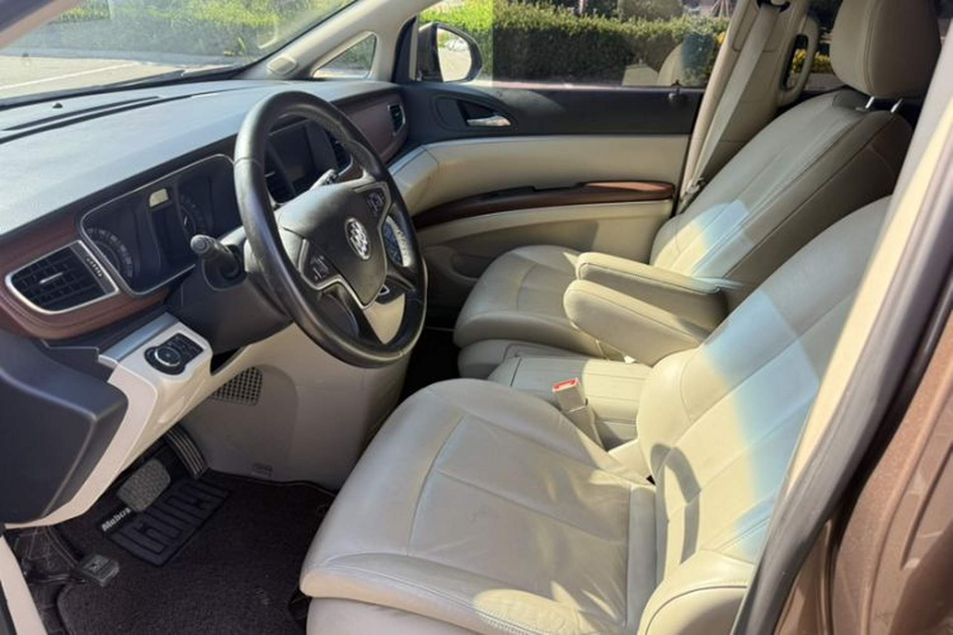 Used Buick GL8 2018 28T Prestige Version China VI Standard Interior 2