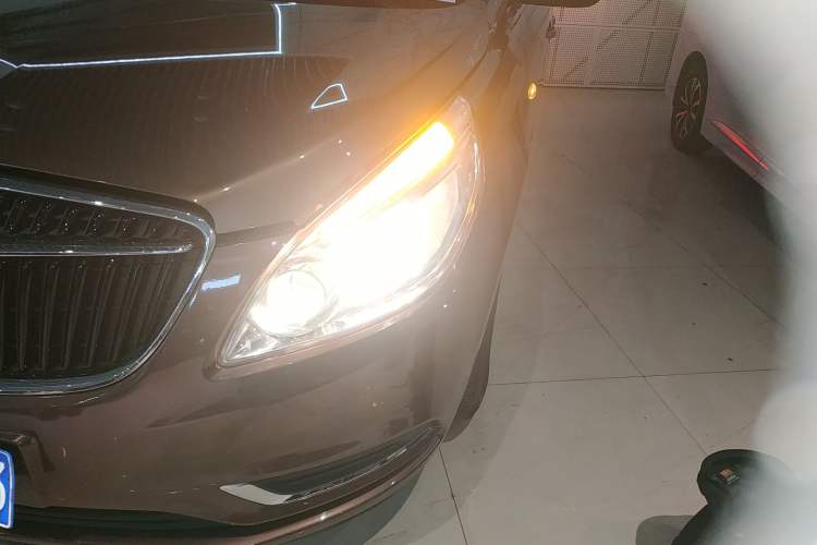 Used Buick GL8 2018 28T Comfort Model China VI Standard Left Front Headlight