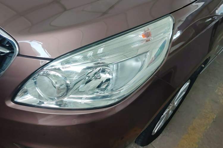 Used Buick GL8 2018 28T Luxury Model China VI Standard Left Front Headlight