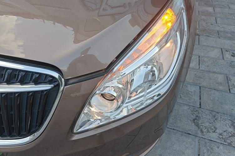 Used Buick GL8 2018 28T Prestige Version China VI Standard Left Front Headlight