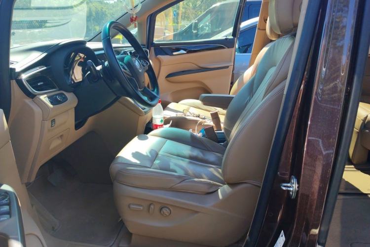 Used Buick GL8 2018 ES 28T Luxury Model China VI Standard Left Front Seat