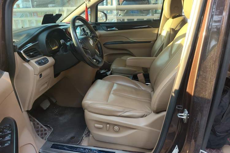 Used Buick GL8 2018 ES 28T Premium Model China VI Standard Left Front Seat