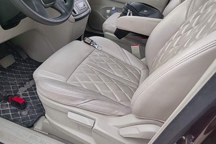 Used Buick GL8 2018 ES 28T Comfort Model China VI Standard Left Front Seat