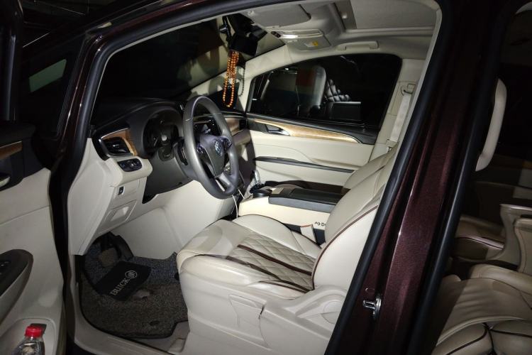 Used Buick GL8 2018 ES 28T Comfort Model China VI Standard Left Front Seat