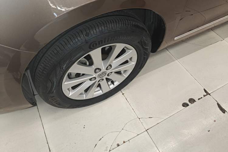 Used Buick GL8 2018 28T Luxury Model China VI Standard Left Front Wheel Hub