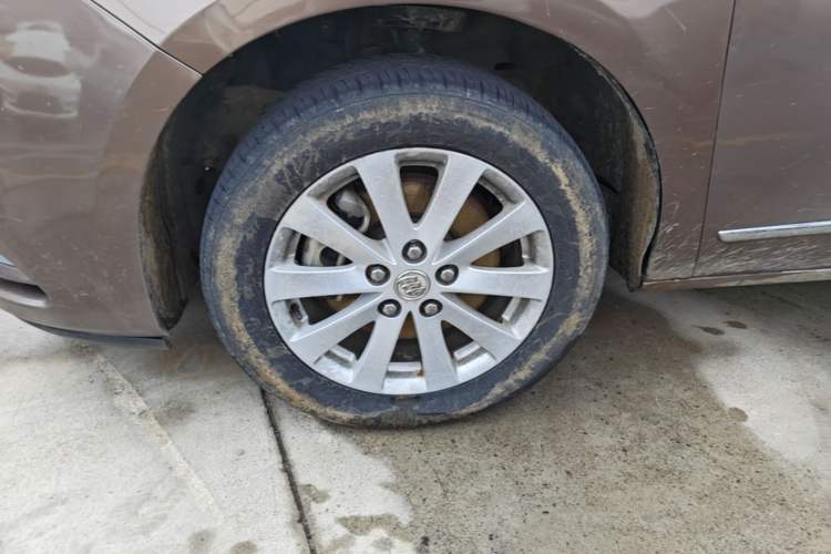 Used Buick GL8 2018 28T Luxury Model China VI Standard Left Front Wheel Hub