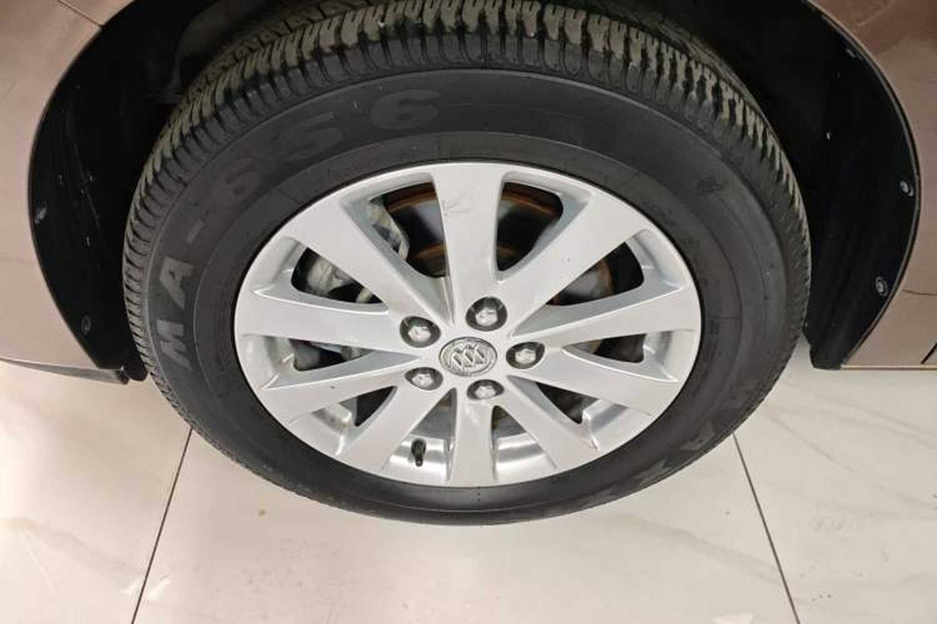 Used Buick GL8 2018 28T Luxury Model China VI Standard Left Front Wheel Hub
