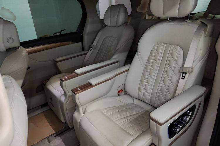 Used Buick GL8 2018 ES 28T Comfort Model China VI Standard Left Rear Seat