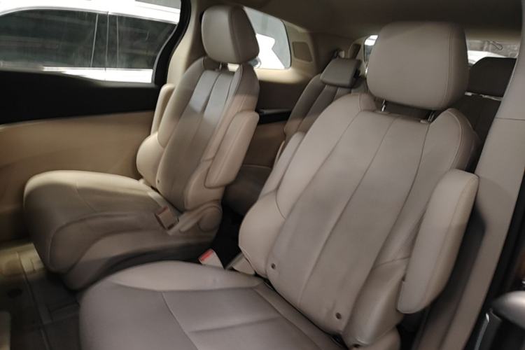 Used Buick GL8 2018 28T Luxury Model China VI Standard Left Rear Seat