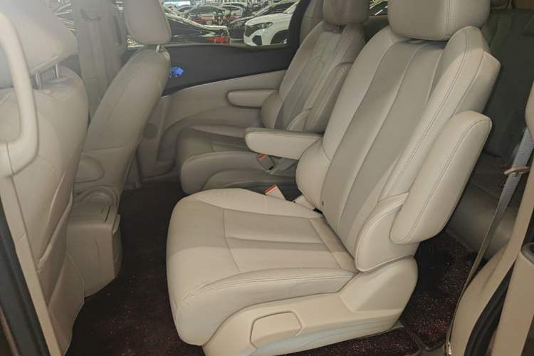 Used Buick GL8 2018 28T Luxury Model China VI Standard Left Rear Seat