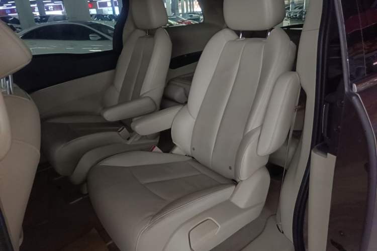 Used Buick GL8 2018 28T Prestige Version China VI Standard Left Rear Seat