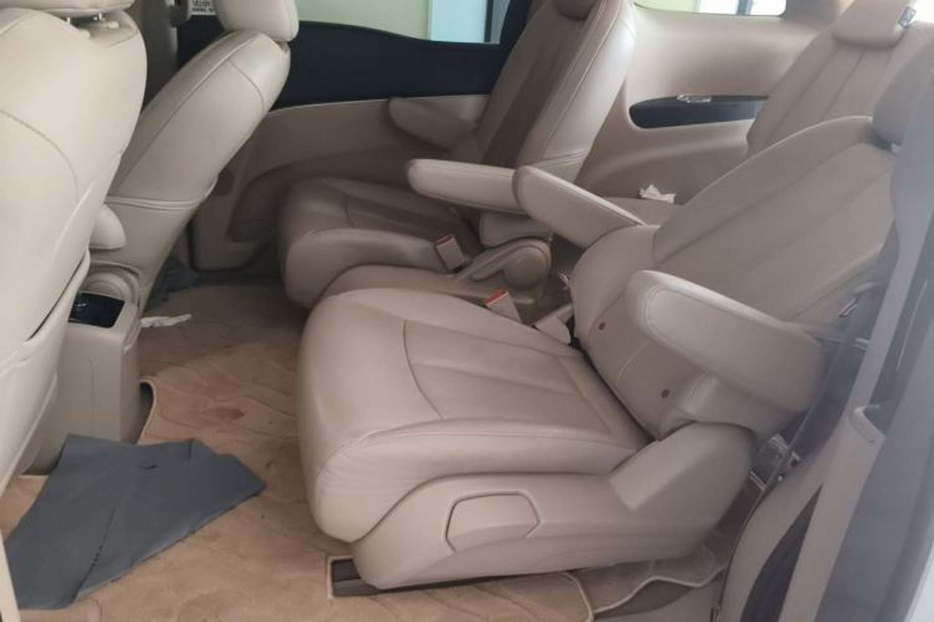 Used Buick GL8 2018 28T Luxury Model China VI Standard Left Rear Seat