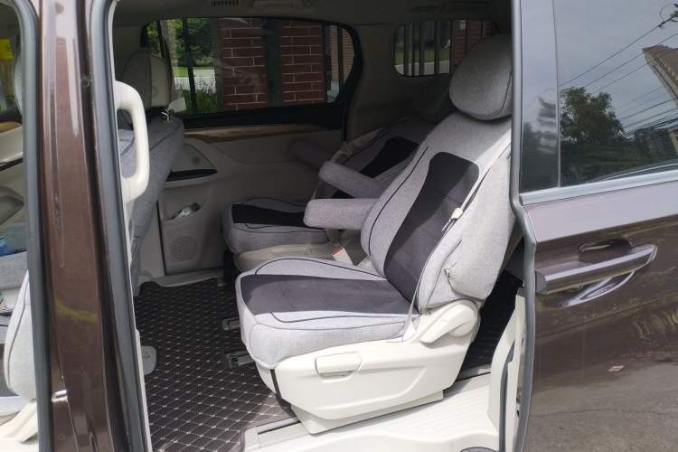 Used Buick GL8 2018 ES 28T Comfort Model China VI Standard Left Rear Seat