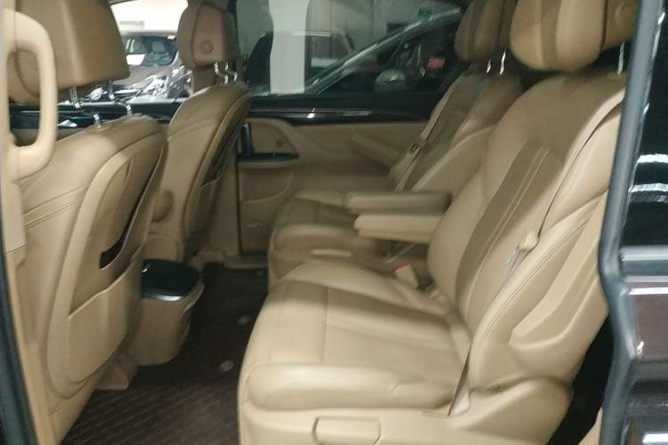 Used Buick GL8 2018 ES 28T Flagship Model China VI Standard Left Rear Seat