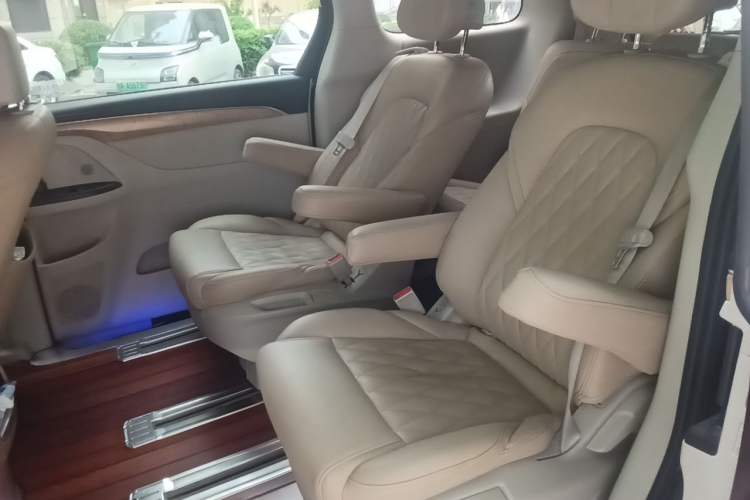 Used Buick GL8 2018 ES 28T Comfort Model China VI Standard Left Rear Seat