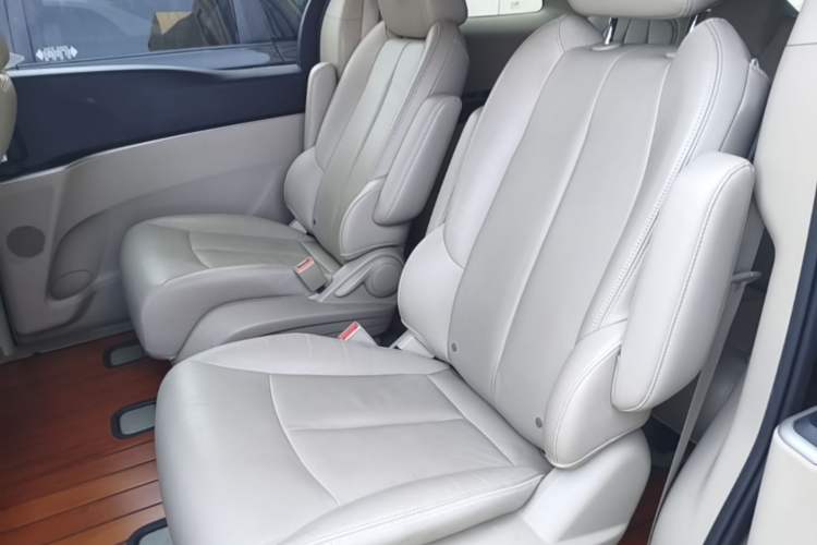 Used Buick GL8 2018 28T Luxury Model China VI Standard Left Rear Seat