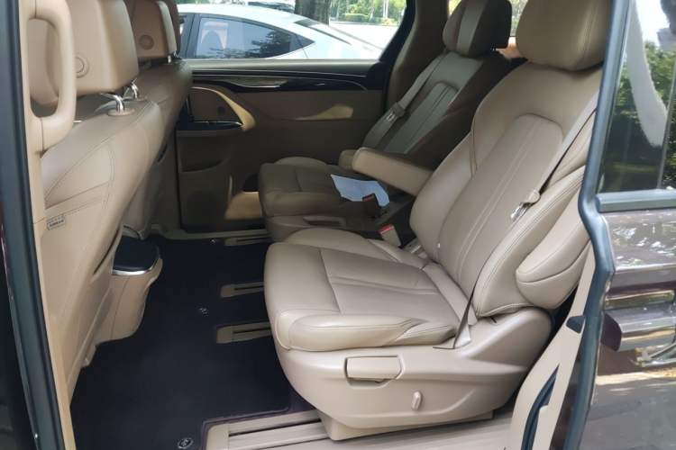 Used Buick GL8 2018 ES 28T Premium Model China VI Standard Left Rear Seat