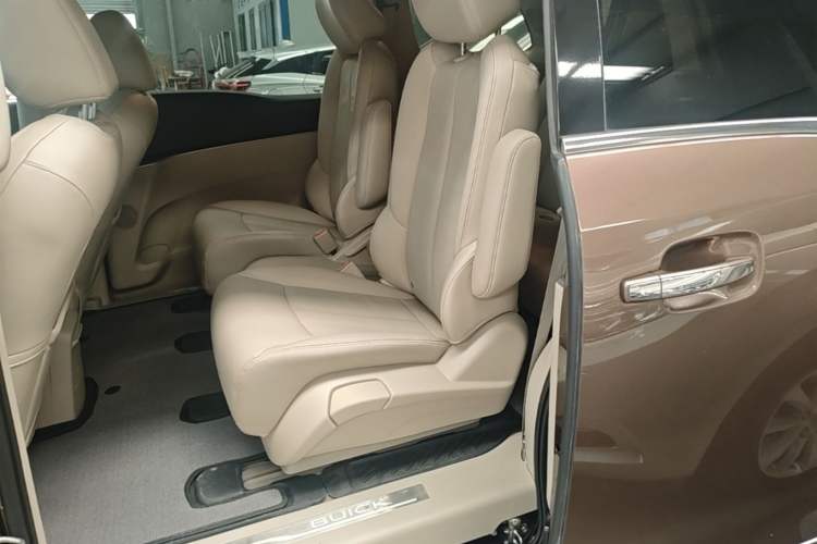 Used Buick GL8 2018 28T Prestige Version China VI Standard Left Rear Seat