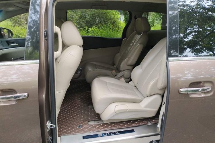 Used Buick GL8 2018 28T Luxury Model China VI Standard Left Rear Seat