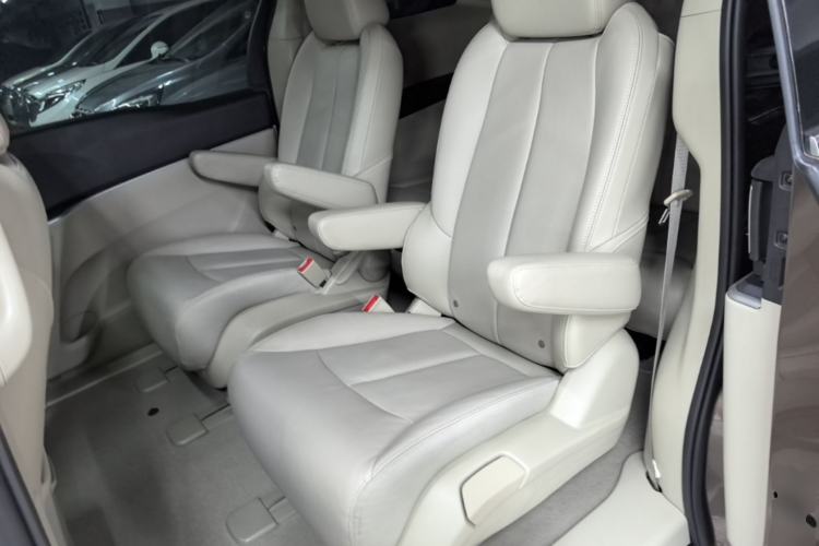 Used Buick GL8 2018 28T Luxury Model China VI Standard Left Rear Seat