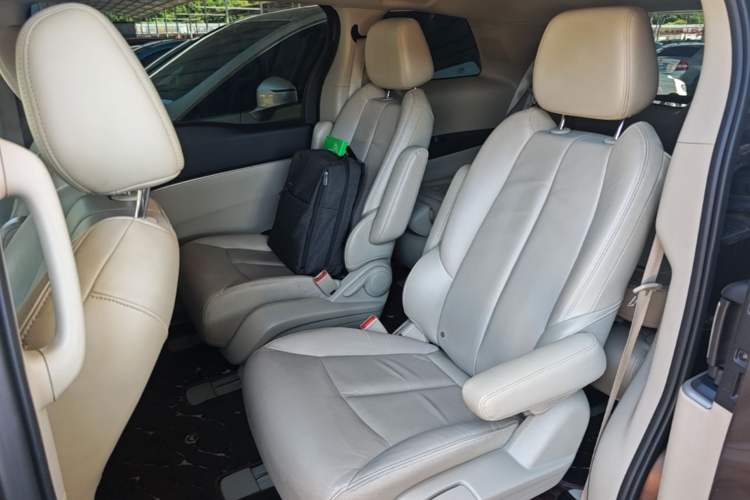 Used Buick GL8 2018 28T Luxury Model China VI Standard Left Rear Seat