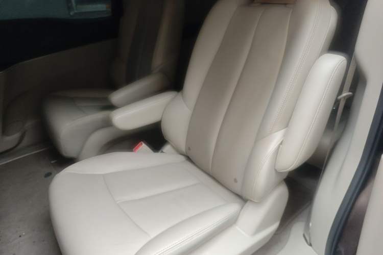 Used Buick GL8 2018 28T Luxury Model China VI Standard Left Rear Seat