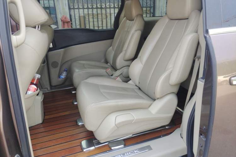 Used Buick GL8 2018 28T Luxury Model China VI Standard Left Rear Seat