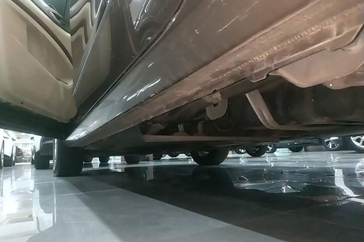 Used Buick GL8 2018 28T Luxury Model China VI Standard Left Side Sill