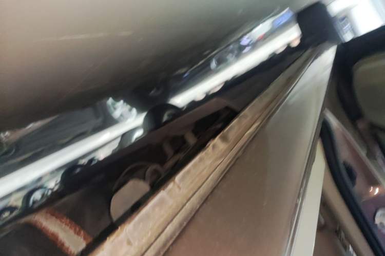 Used Buick GL8 2018 28T Luxury Model China VI Standard Left Side Sill