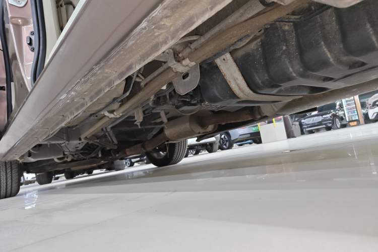 Used Buick GL8 2018 28T Luxury Model China VI Standard Left Side Sill