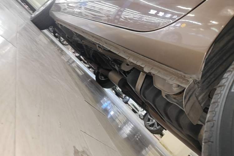 Used Buick GL8 2018 28T Luxury Model China VI Standard Left Side Sill