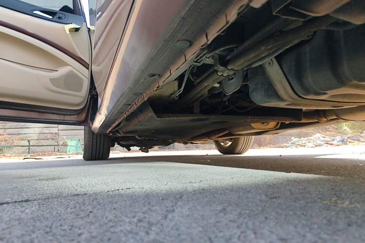Used Buick GL8 2018 28T Comfort Model China VI Standard Left Side Sill