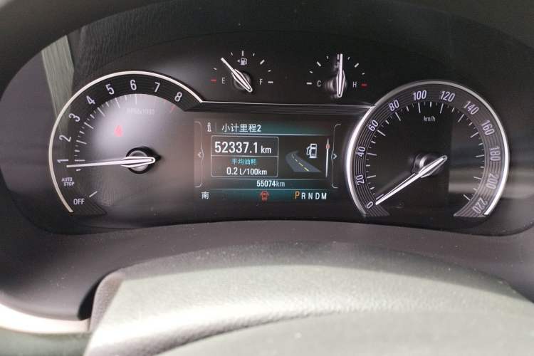 Used Buick GL8 2018 ES 28T Comfort Model China VI Standard Odometer Close Up