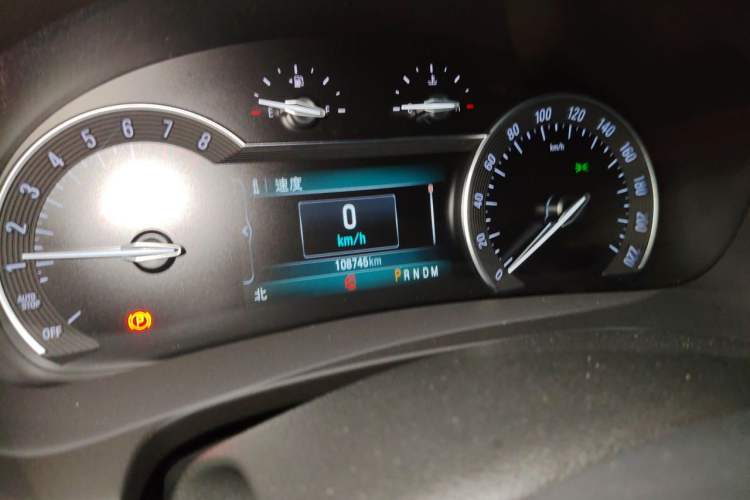 Used Buick GL8 2018 ES 28T Comfort Model China VI Standard Odometer Close Up