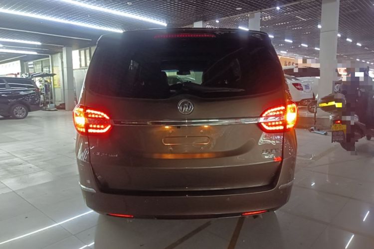 Used Buick GL8 2018 28T Prestige Version China VI Standard Rear