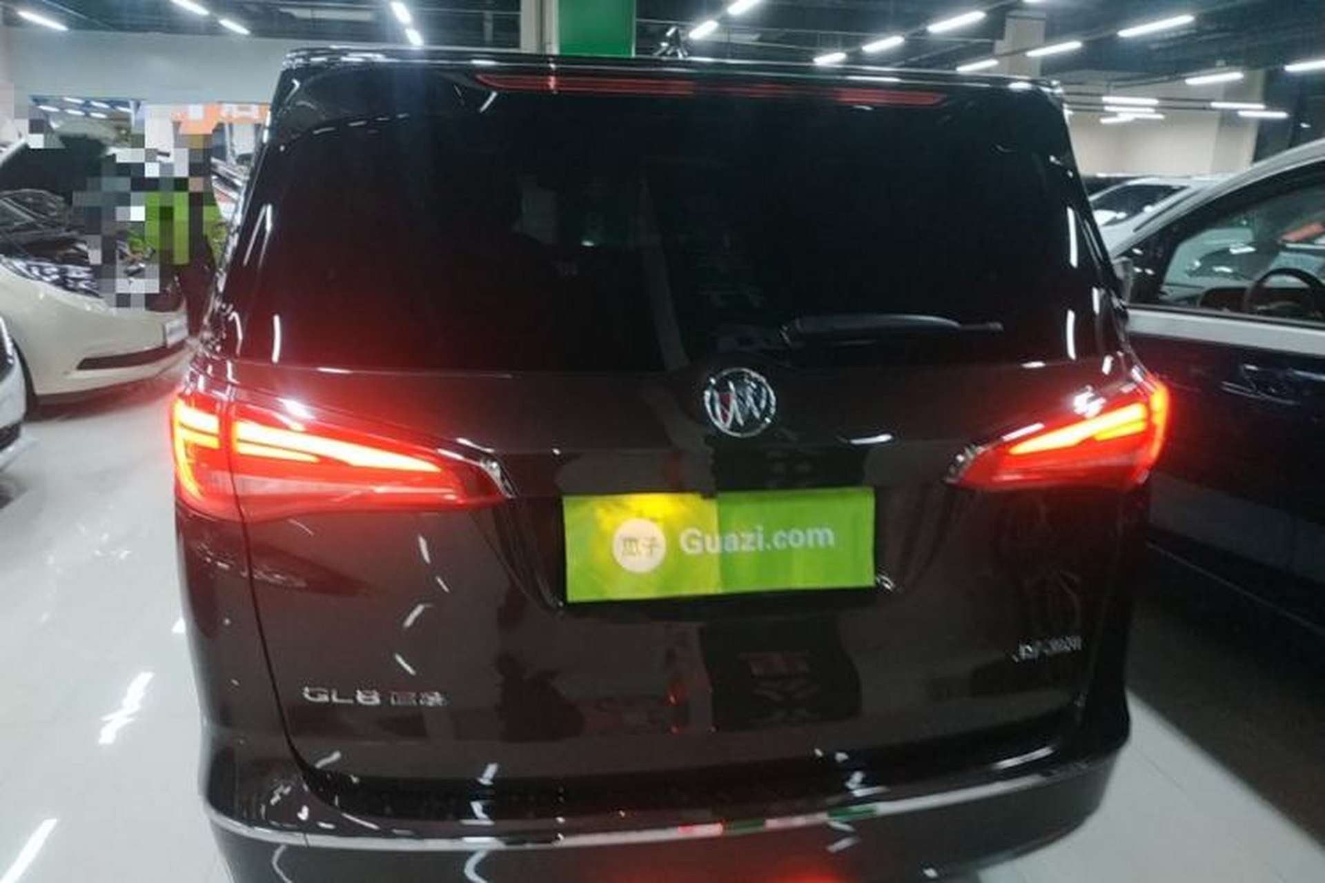 Used Buick GL8 2018 ES 28T Flagship Model China VI Standard Rear