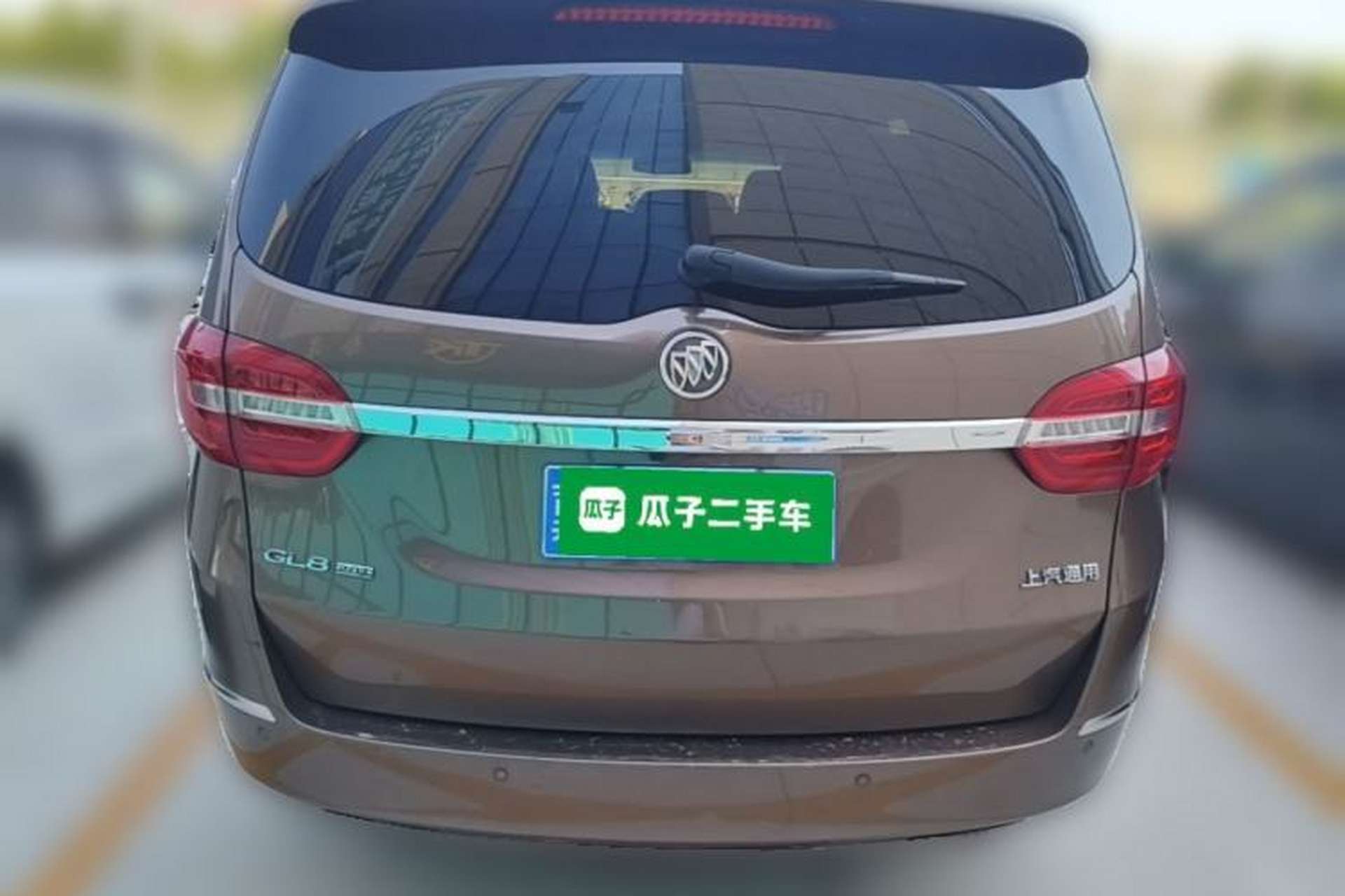 Used Buick GL8 2018 28T Luxury Model China VI Standard Rear