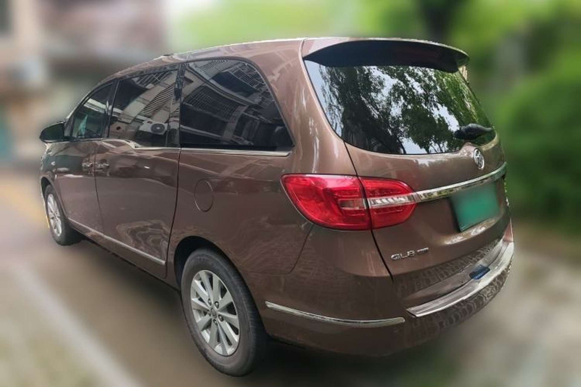 Used Buick GL8 2018 28T Luxury Model China VI Standard Rear Left 45 Deg
