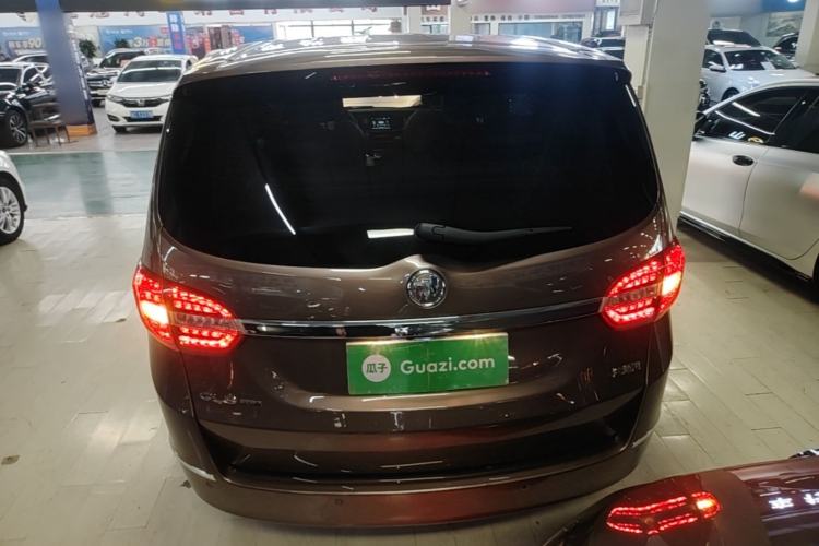 Used Buick GL8 2018 28T Luxury Model China VI Standard Rear