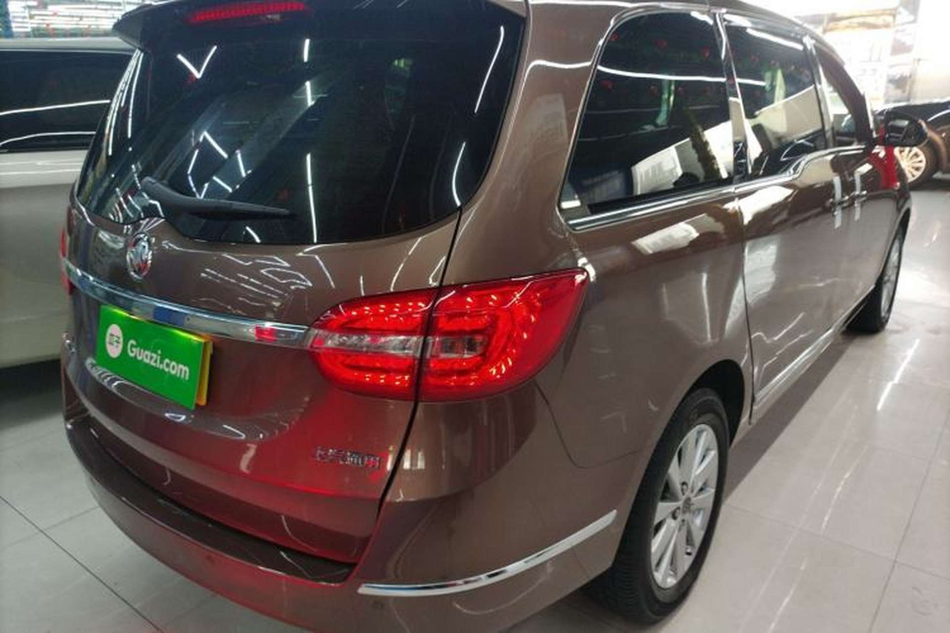 Used Buick GL8 2018 28T Prestige Version China VI Standard Rear Right 45 Deg