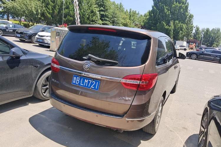 Used Buick GL8 2018 28T Luxury Model China VI Standard Rear Right 45 Deg